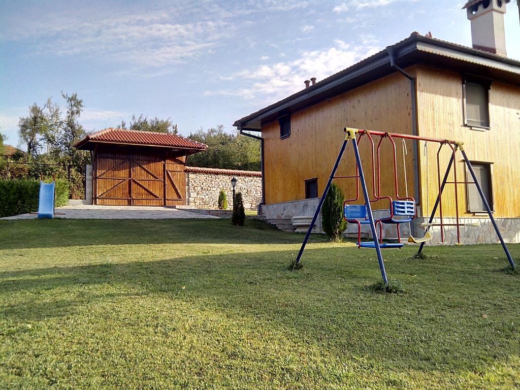 Готель Sinabovite Houses Badevtsi Номер фото