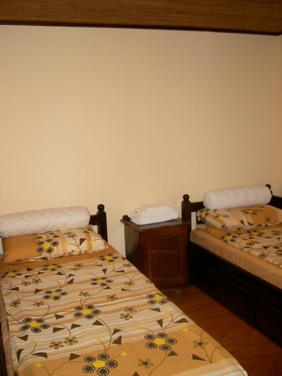 Готель Sinabovite Houses Badevtsi Номер фото