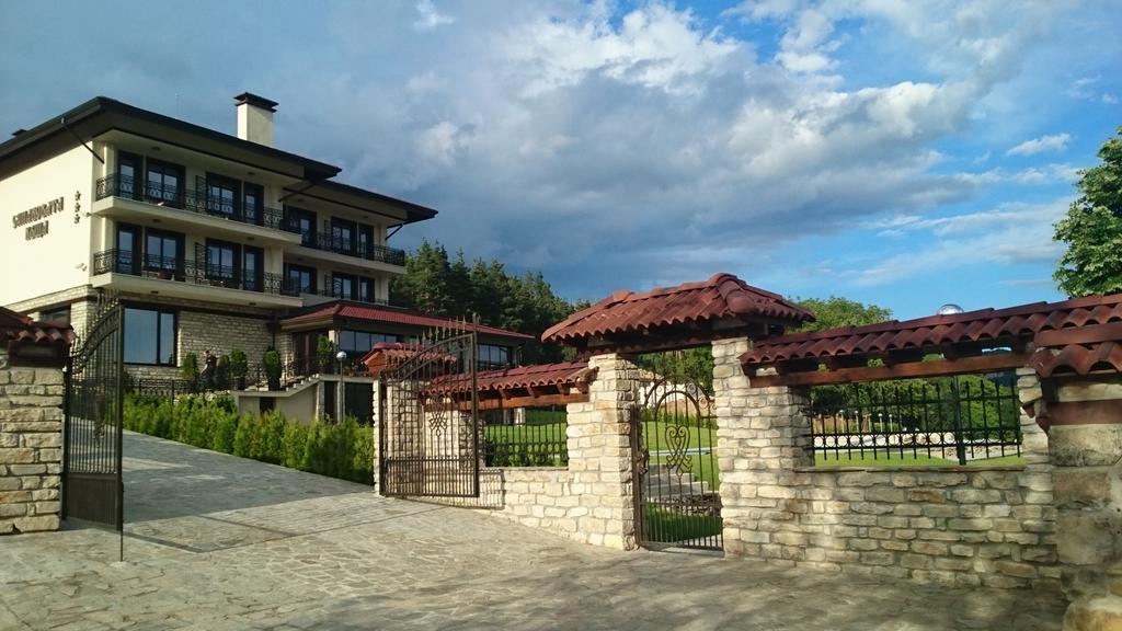 Готель Sinabovite Houses Badevtsi Екстер'єр фото